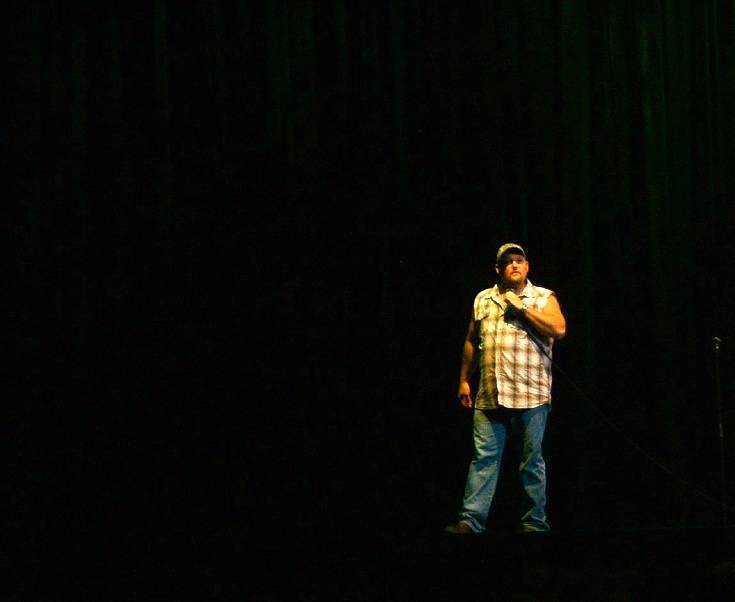 Larry the Cable Guy arrives at Assembly Hall