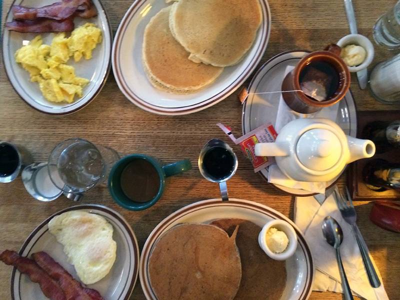 Urbana Restaurant Week: quick review of breakfast at The Courier Cafe