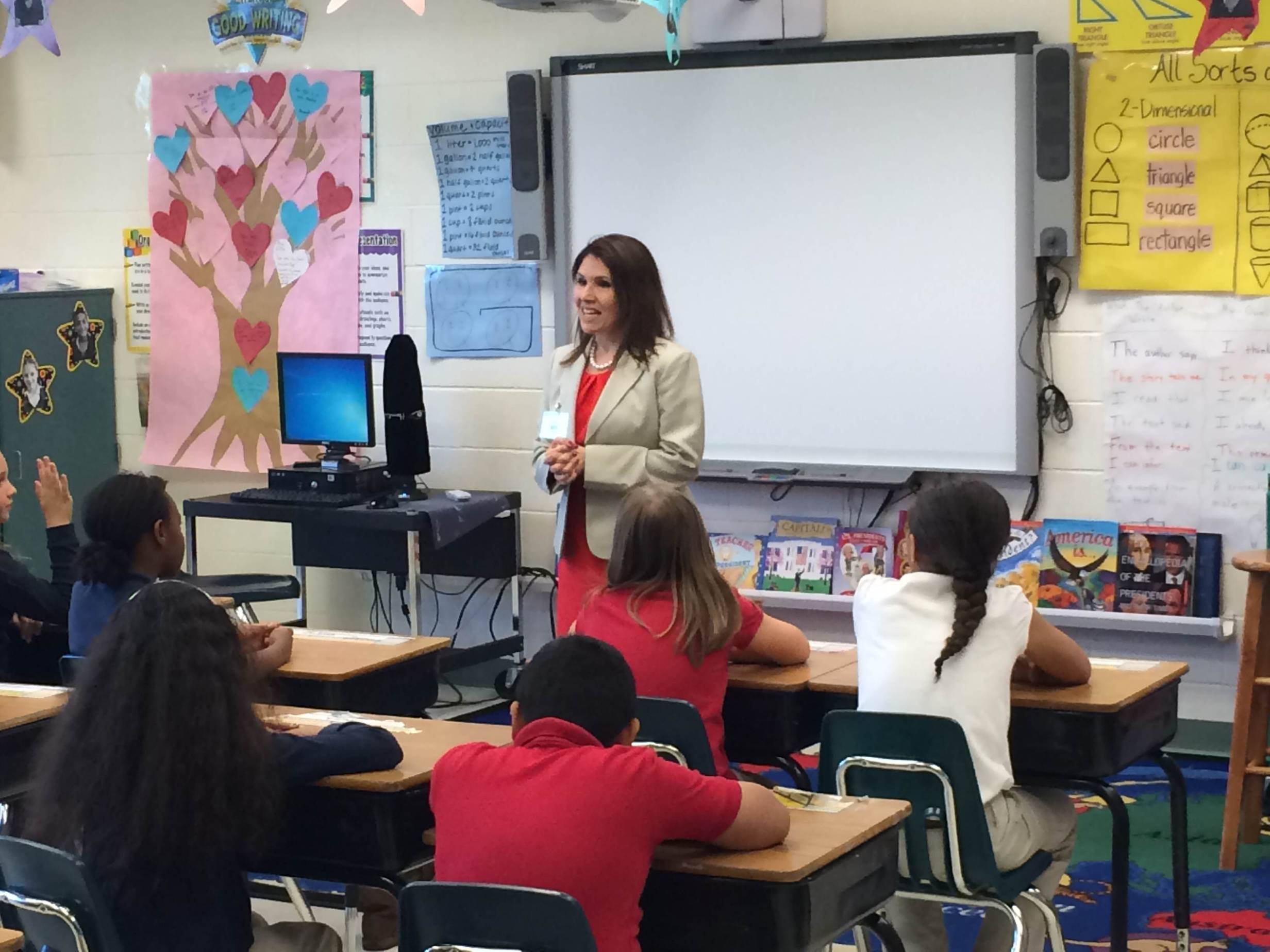 Lt. Governor Sanguinetti stopped by Barkstall Elementary