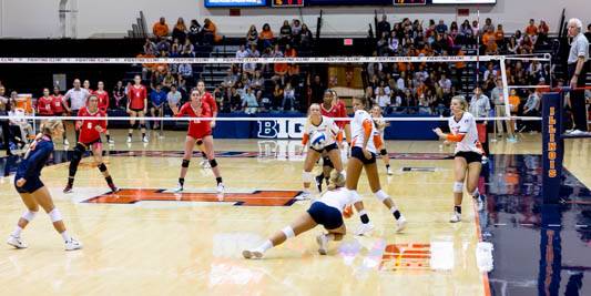 Illini Volleyball sweeps the weekend