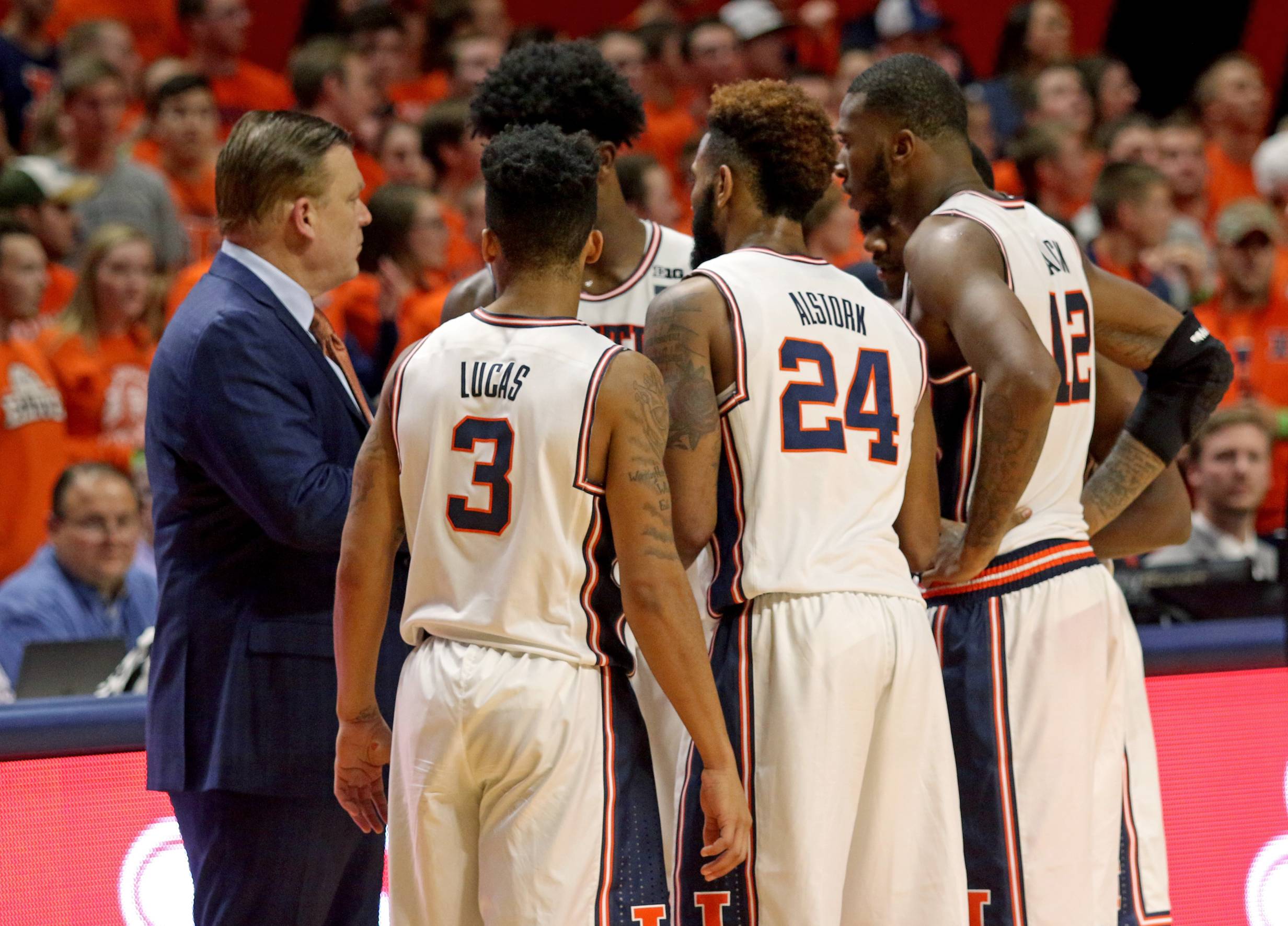 Illini get ugly against Governors