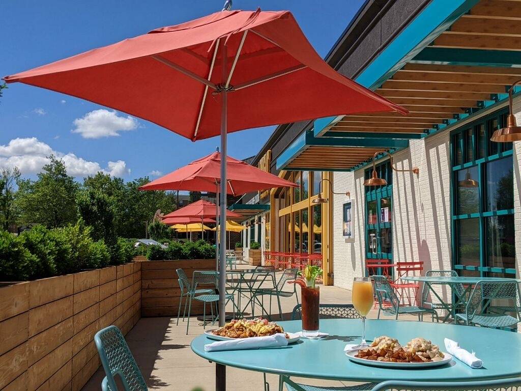 Lodgic serves up outdoor dining experiences and community