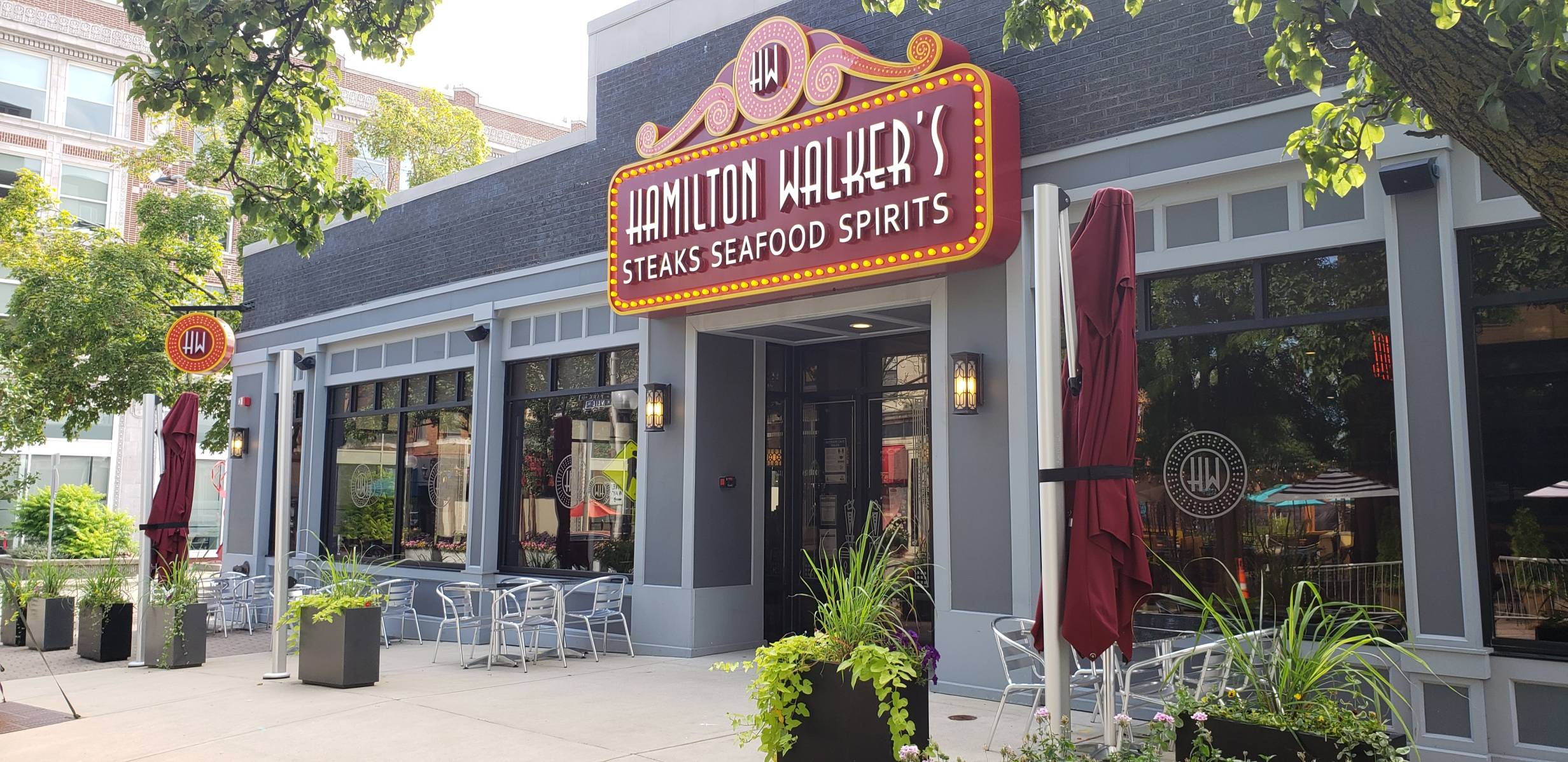 Hamilton Walker’s restaurant: steak, decor, and more