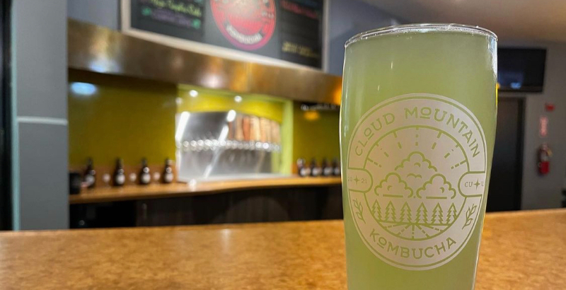 The new kombucha place in Lincoln Square Mall is open now