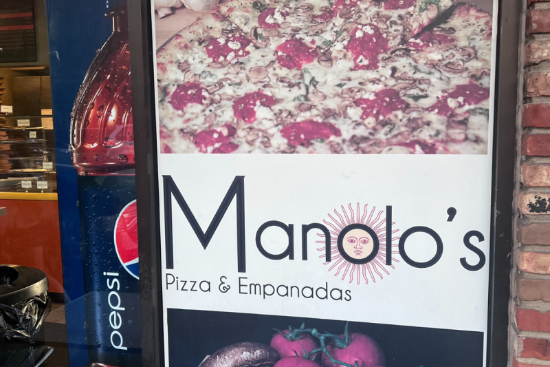 Manolos Pizza on Campus. Photo by Rashmi Tenneti.