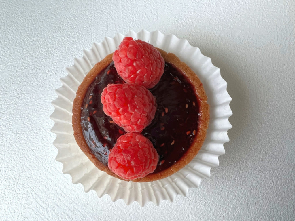A raspberry tart from Tasty Tart. Photo by Alyssa Buckley.