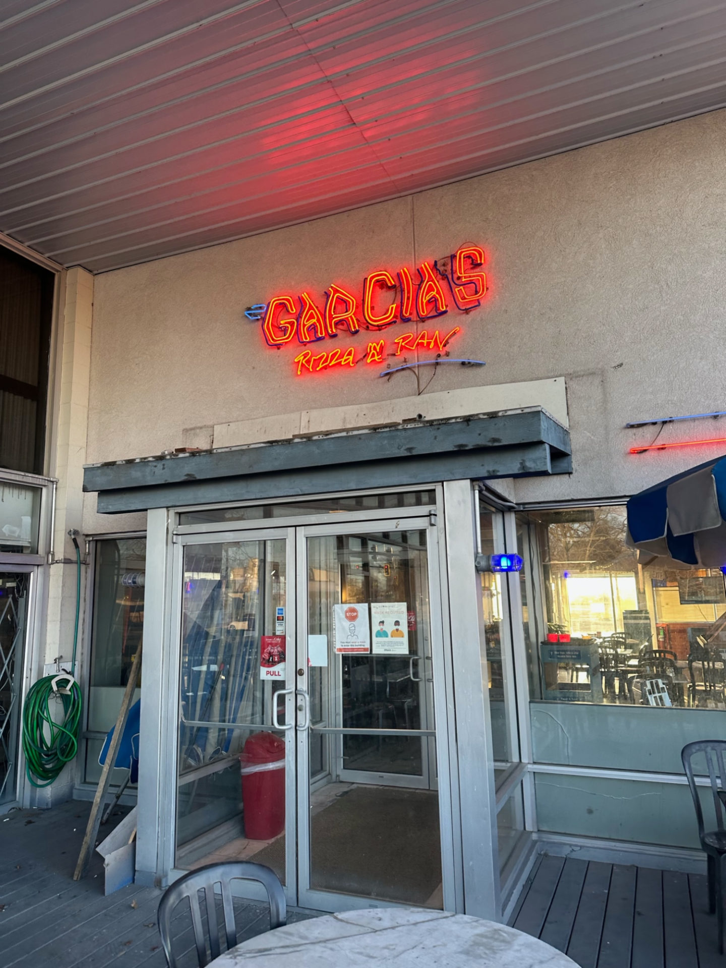 The exterior of Garcia's Pizza in a Pan in Champaign.